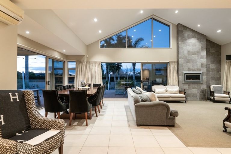 Photo of property in 39r Bradley Avenue, Pyes Pa, Tauranga, 3112