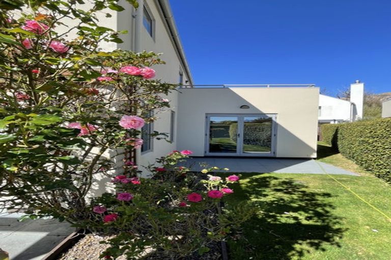 Photo of property in 9 Meadowbrook Place, Wanaka, 9305