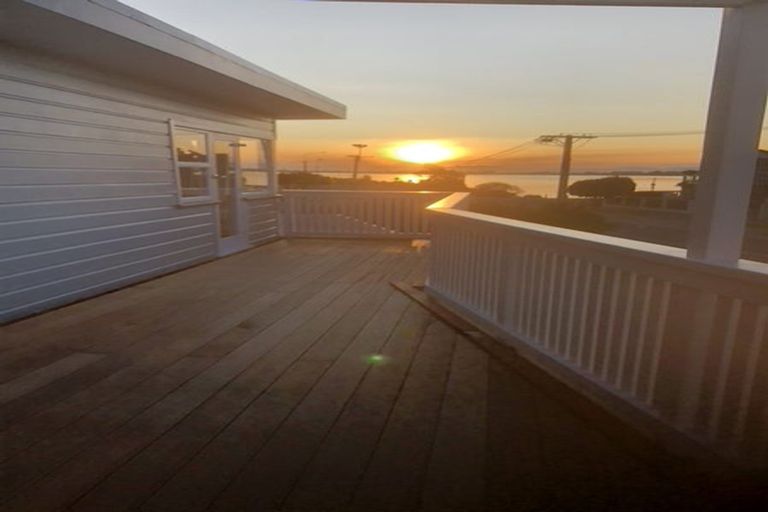 Photo of property in 109 Beachville Road, Redcliffs, Christchurch, 8081