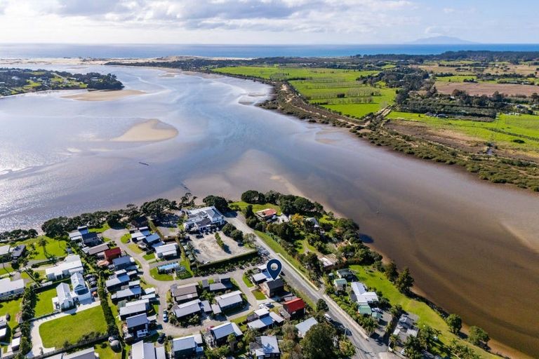Photo of property in 3 Citrus Place, Mangawhai, 0505