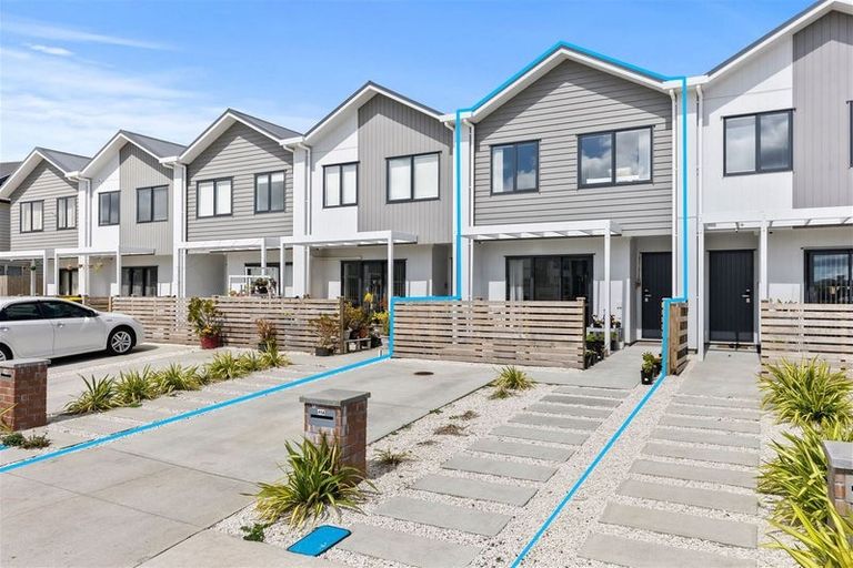 Photo of property in 41a Soaring Bird Drive, Takanini, 2112