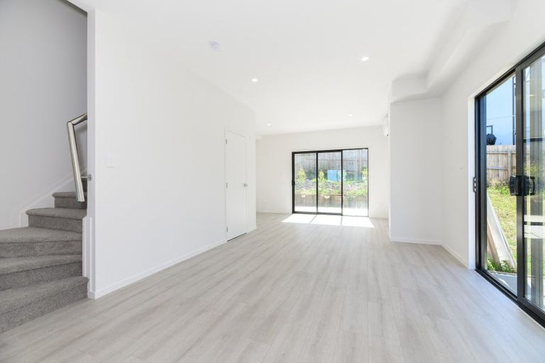 Photo of property in 9 Heketara Place, Papakura, 2110
