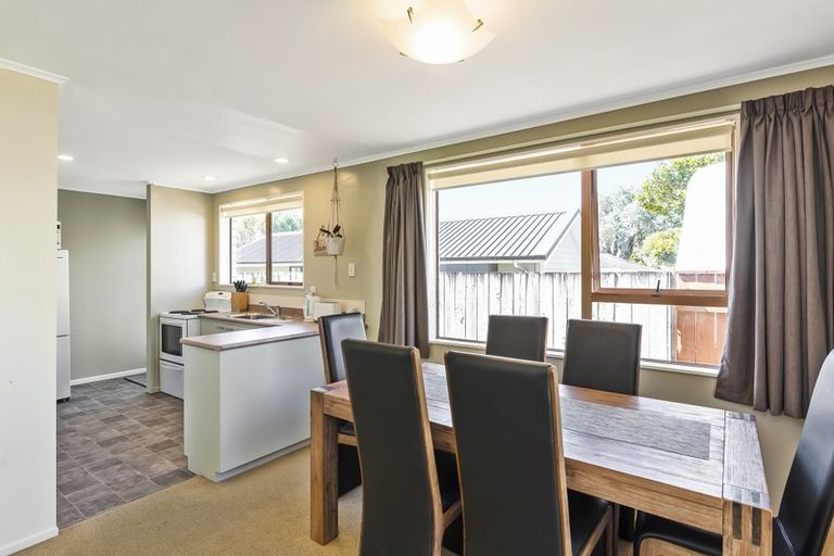 Photo of property in 62b Mazengarb Road, Paraparaumu Beach, Paraparaumu, 5032