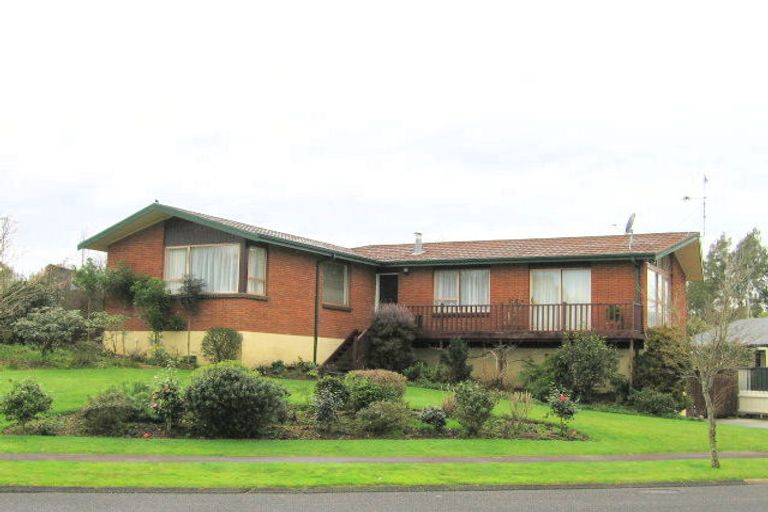 Photo of property in 10 Sunnyhills Avenue, Glenview, Hamilton, 3206