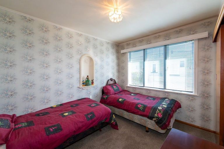 Photo of property in 15 Wycliffe Street, Onekawa, Napier, 4110