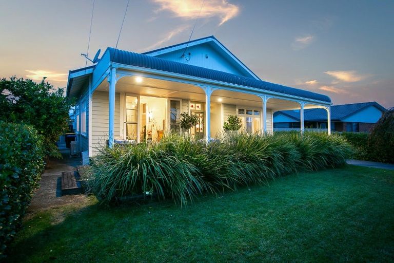 Photo of property in 122 Victoria Street, Cambridge, 3434