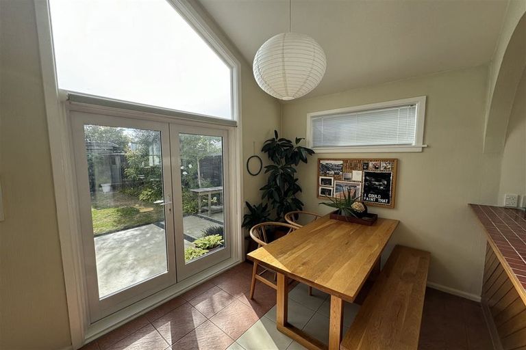 Photo of property in 18 Maidstone Road, Ilam, Christchurch, 8041