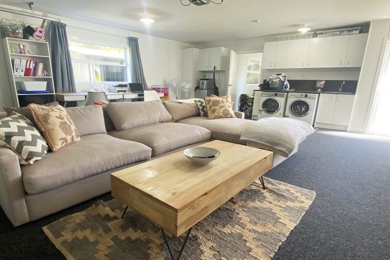 Photo of property in 15 Sika Avenue, Feilding, 4775