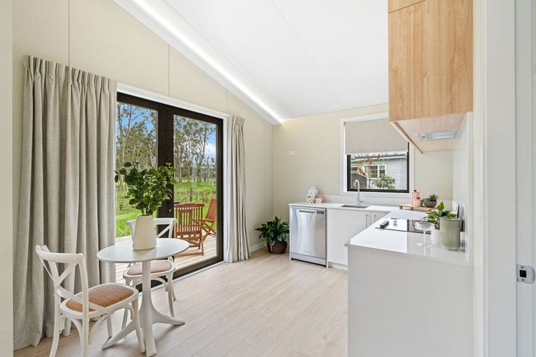 Photo of property in 40 Garth Road, Levin, 5571