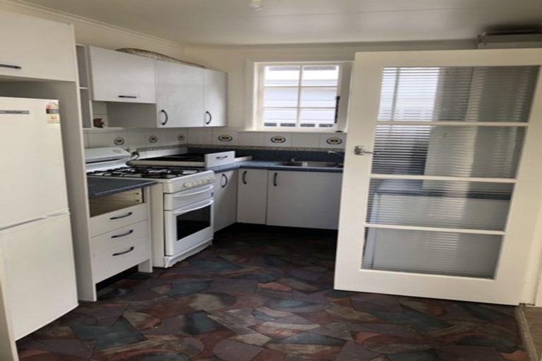 Photo of property in 40 Todman Street, Brooklyn, Wellington, 6021