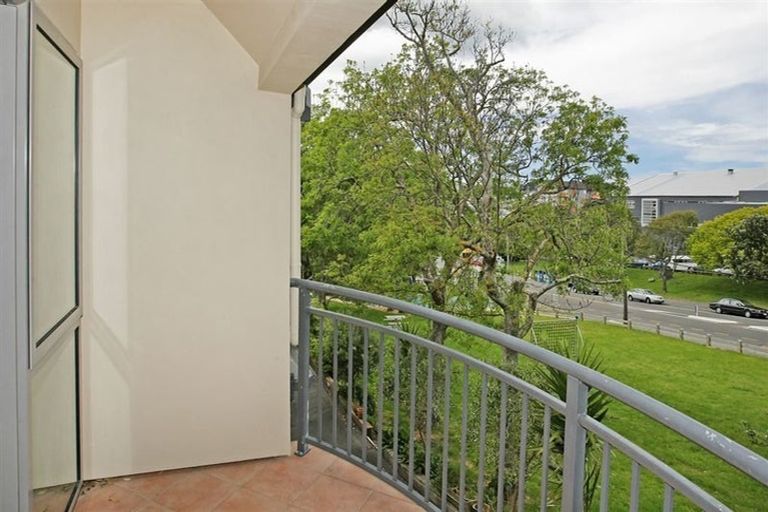 Photo of property in 89 Wright Street, Mount Cook, Wellington, 6021