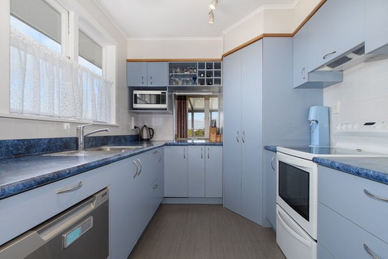 Photo of property in 27 Bell Street, Judea, Tauranga, 3110