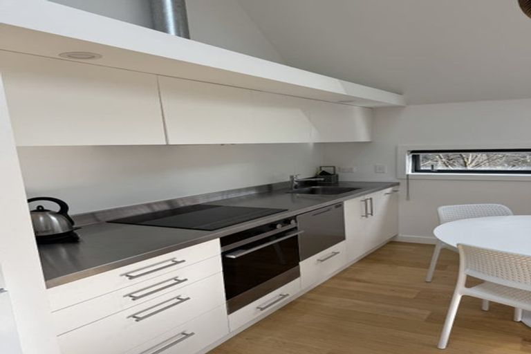 Photo of property in 3/83 Austin Street, Mount Victoria, Wellington, 6011