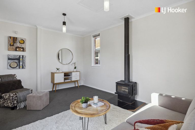 Photo of property in 16 Crest Street, Tainui, Dunedin, 9013