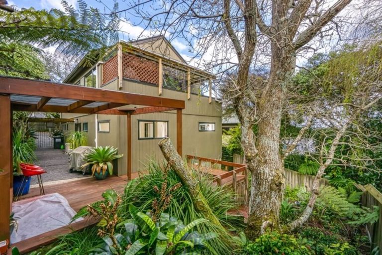 Photo of property in 123b Colwill Road, Massey, Auckland, 0614