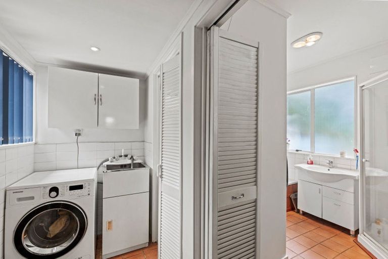 Photo of property in 120 Mackworth Street, Woolston, Christchurch, 8062