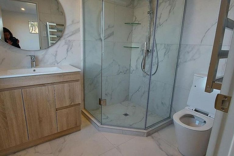 Photo of property in 29a Mackenzie Street, Te Atatu South, Auckland, 0610