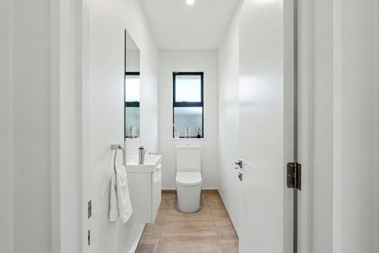 Photo of property in 15 Bendrose Crescent, Wigram, Christchurch, 8025