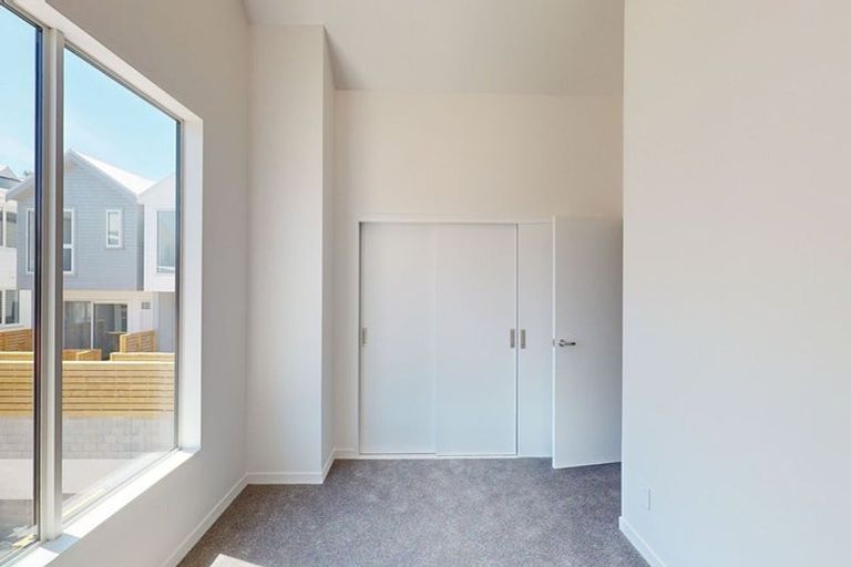 Photo of property in 12/30u Pirie Street, Mount Victoria, Wellington, 6011