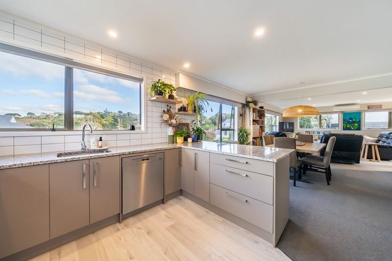 Photo of property in 19 Penryn Drive, Camborne, Porirua, 5026