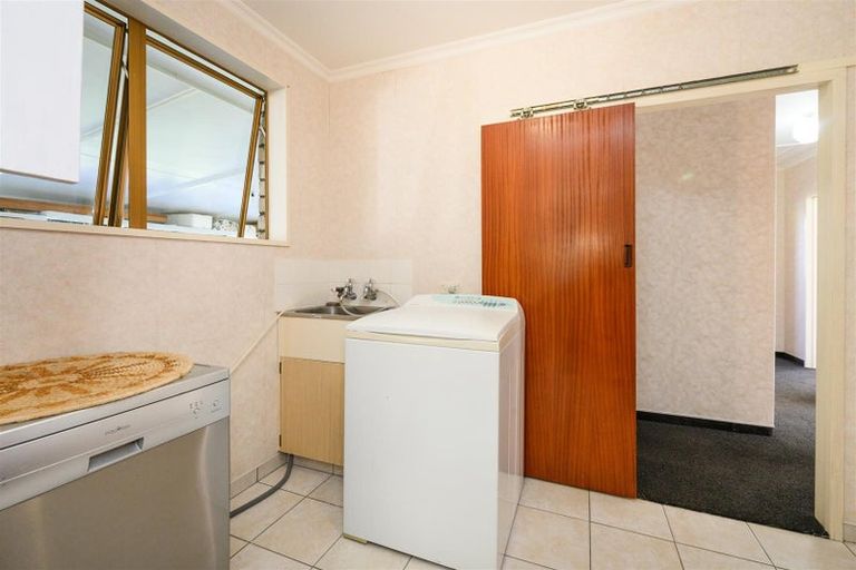 Photo of property in 6 Flower Street, Bulls, 4818