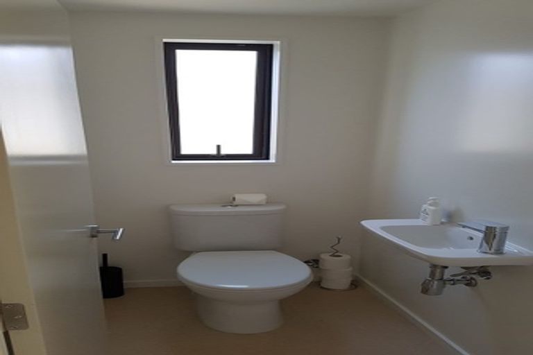 Photo of property in 1/176 Edgeware Road, Edgeware, Christchurch, 8013