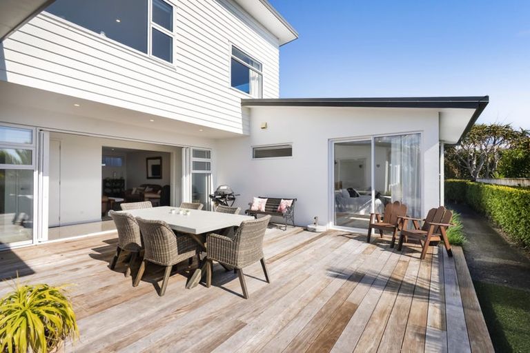 Photo of property in 321b Mangorei Road, Merrilands, New Plymouth, 4312