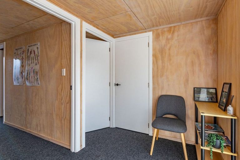 Photo of property in 22 Steadman Road, Broomfield, Christchurch, 8042