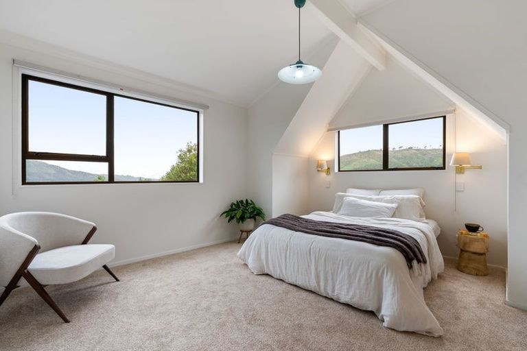 Photo of property in 64 Woodman Drive, Tawa, Wellington, 5028