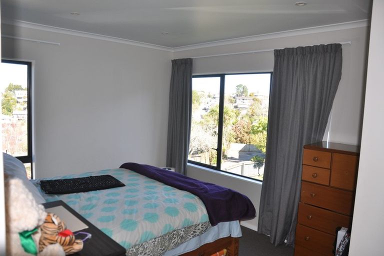 Photo of property in 52a Keegan Drive, Massey, Auckland, 0614