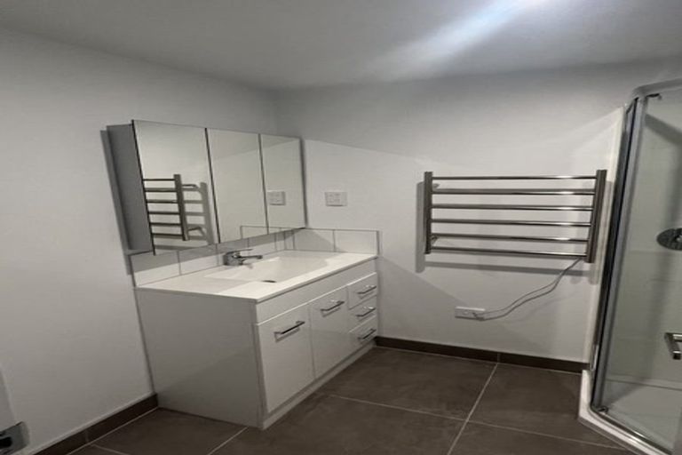 Photo of property in 109/28c Eileen Newey Place, Henderson, Auckland, 0612