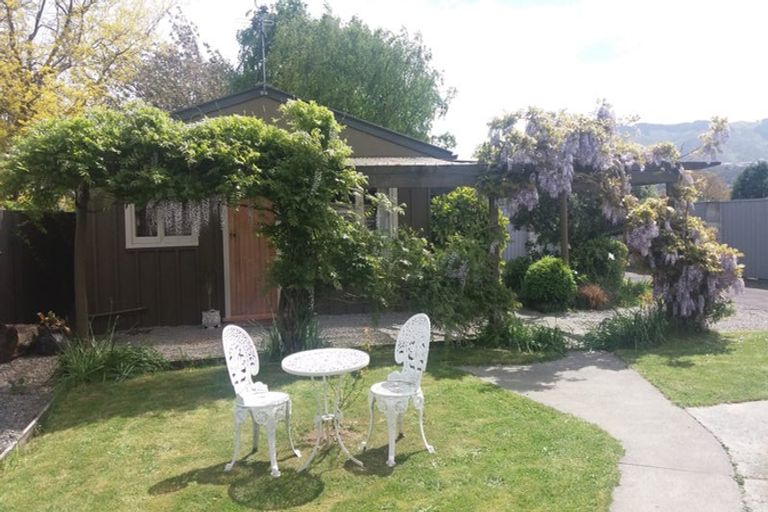 Photo of property in 50 Fraser Crescent, Elderslea, Upper Hutt, 5018