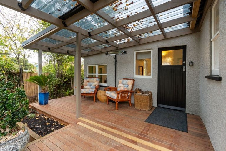 Photo of property in 16 Jones Street, Dunedin Central, Dunedin, 9016