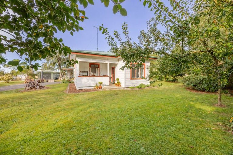 Photo of property in 97 Matheson Road, Tikokino, 4274