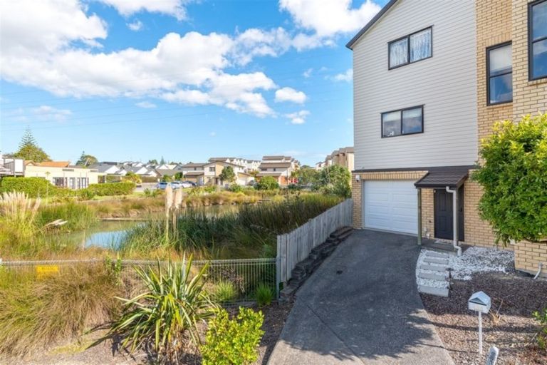Photo of property in St Claire Village, 234/172 Mcleod Road, Te Atatu South, Auckland, 0610