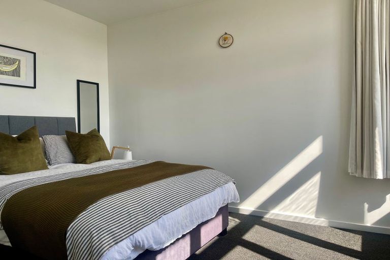 Photo of property in 10 Dyers Pass Road, Cashmere, Christchurch, 8022
