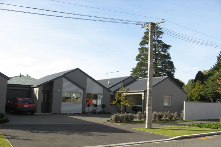 Photo of property in 3/2 Hamilton Avenue, Ilam, Christchurch, 8041