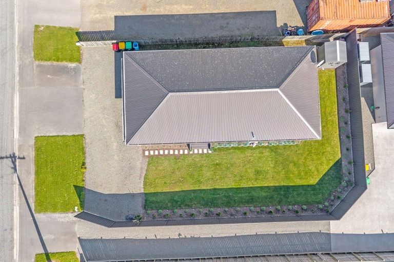 Photo of property in 35 Rayner Street, Temuka, 7920