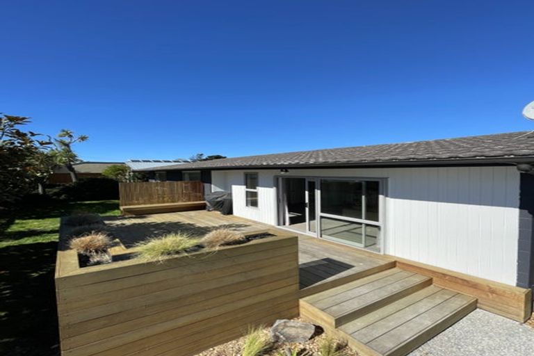 Photo of property in 17 Halsey Street, South New Brighton, Christchurch, 8062