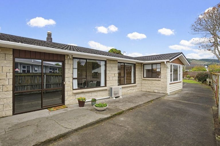 Photo of property in 38 Rimu Street, Waikanae, 5036