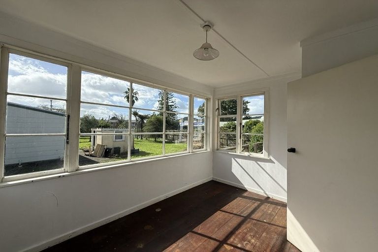 Photo of property in 15 Corns Street, Kensington, Whangarei, 0112