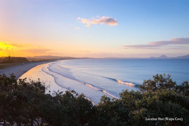 Photo of property in 829 Cove Road, Waipu, 0582