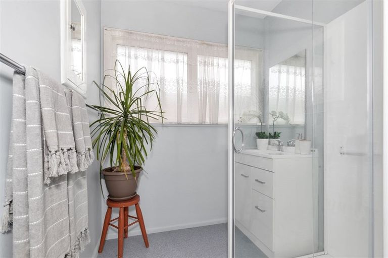 Photo of property in 35 Mavin Road, Hoon Hay, Christchurch, 8025