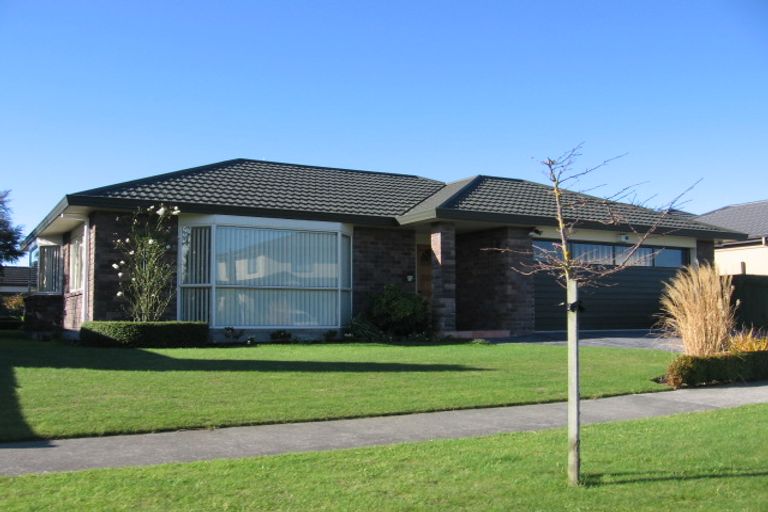 Photo of property in 4 Montana Way, Milson, Palmerston North, 4414