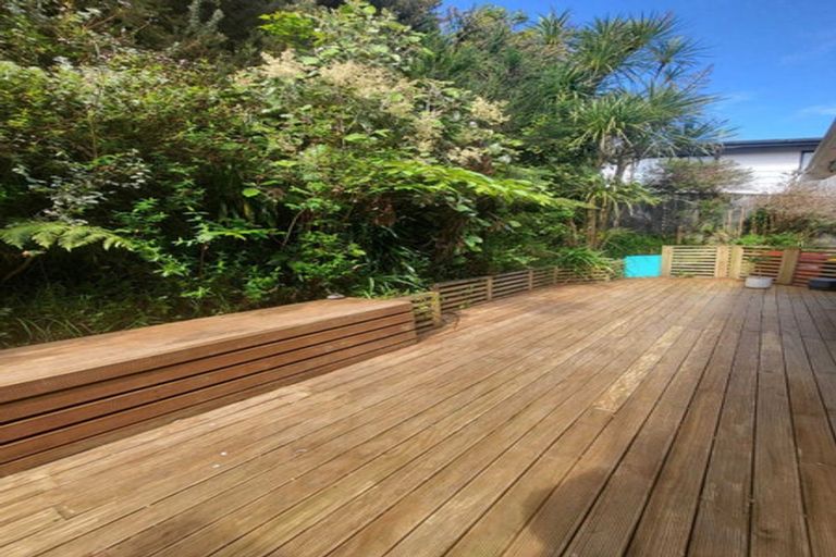 Photo of property in 9 Hazlewood Avenue, Karori, Wellington, 6012