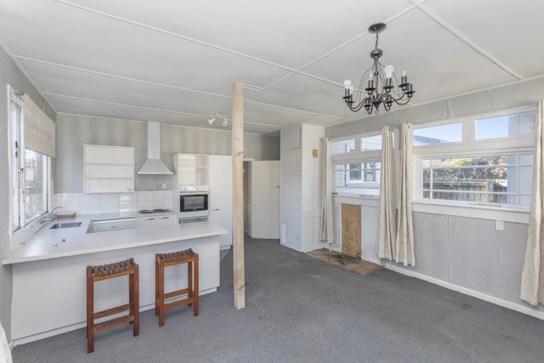 Photo of property in 8 Bass Street, Woolston, Christchurch, 8062