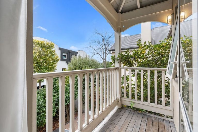 Photo of property in 32 Winchester Street, Merivale, Christchurch, 8014
