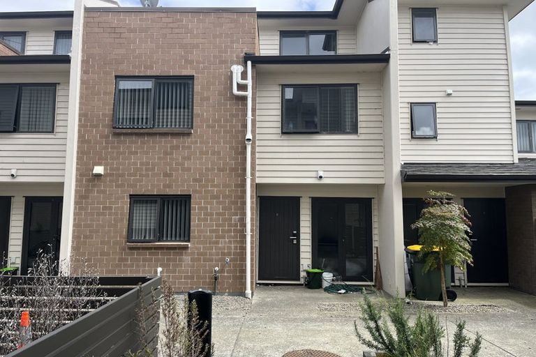 Photo of property in 9/30 Calvert Avenue, Mangere East, Auckland, 2024