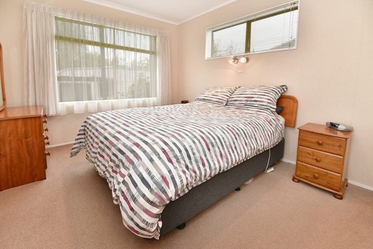 Photo of property in 1/438 Hibiscus Coast Highway, Orewa, 0931