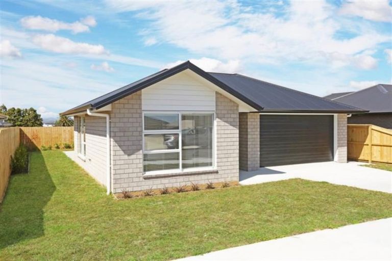 Photo of property in 18 Olivia Road, Pukekohe, 2120